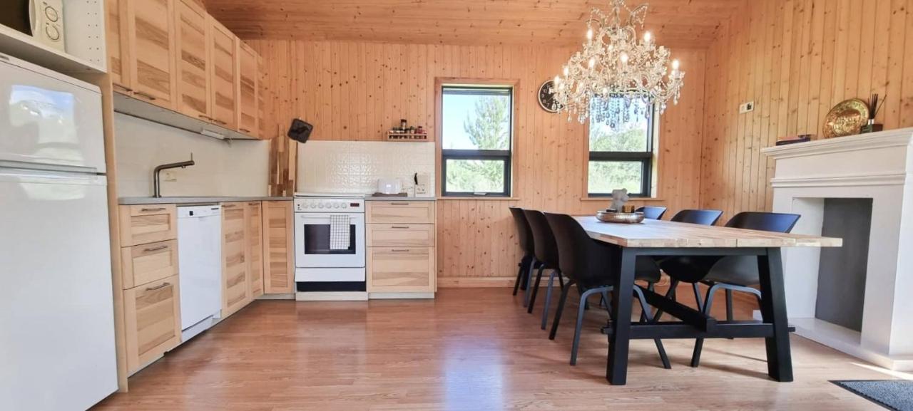 Dixon Cabin Nr. 7 / Dixon Sumarhus Nr. 7 @Kirkjubraut Talknafjordur Εξωτερικό φωτογραφία